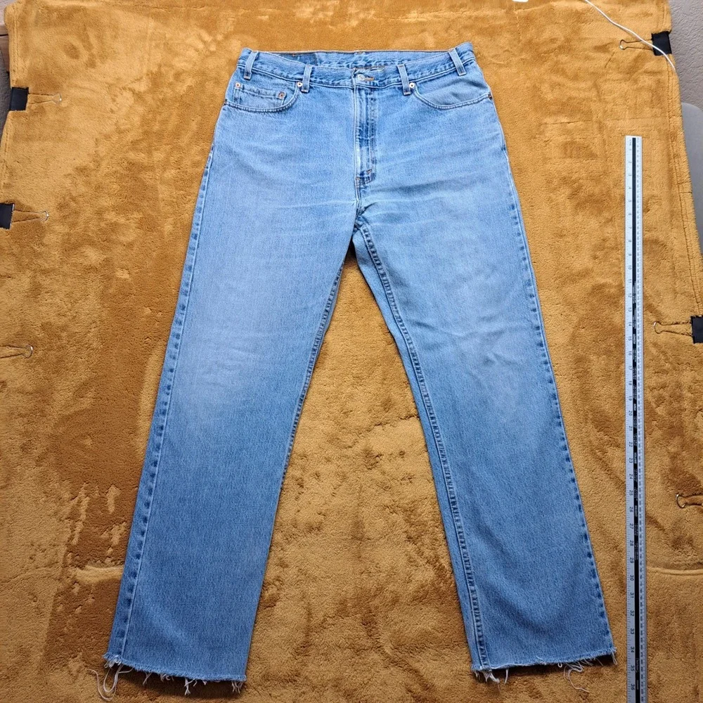 Levi's 505 Straight Leg Jeans Men 36x32 Light Blue Good Raw Hem Made in USA‎